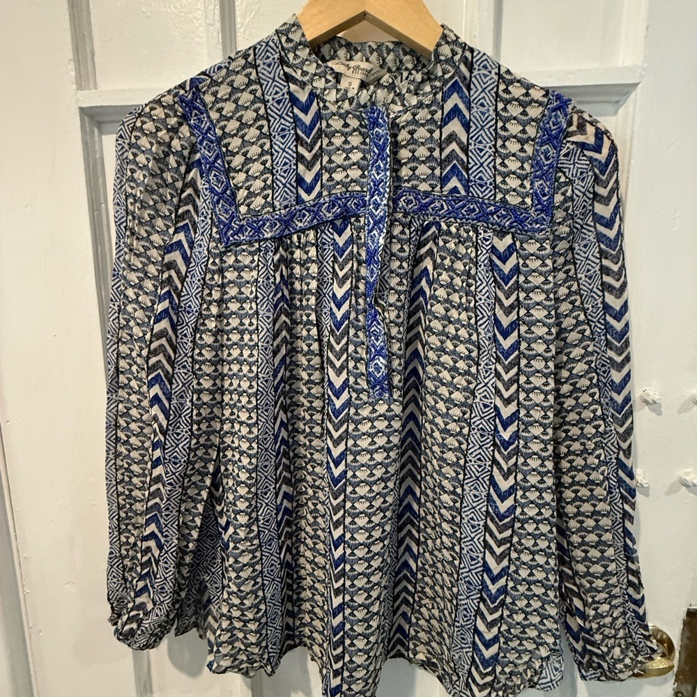 Lucky Brand Blue and Cream Printed Peasant Blouse